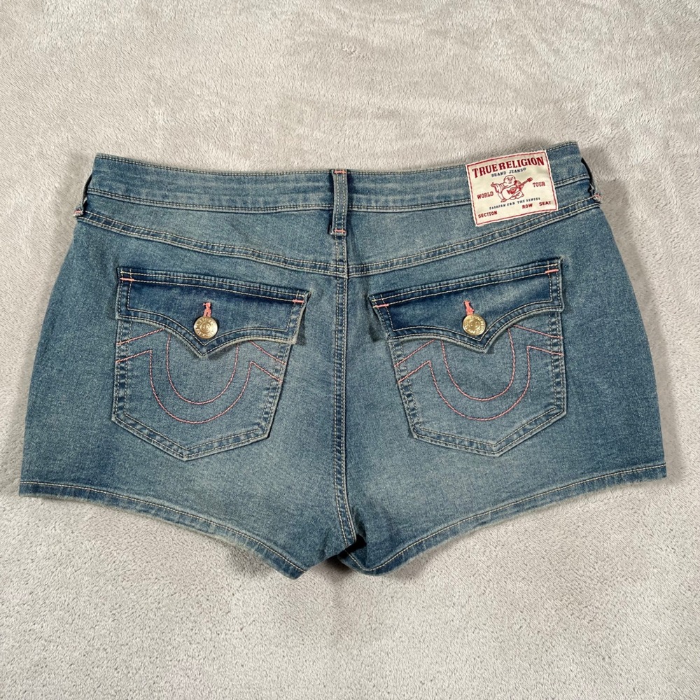 True Religion Jennie Short Mid Rise Curvy Denim Shorts Pink Stitching Women's 32